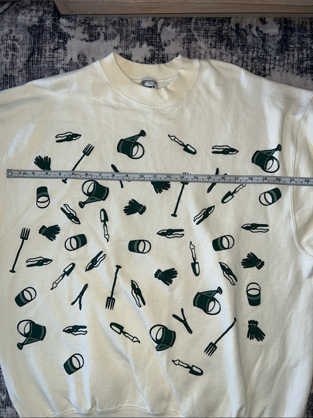 The Garden Place, vintage gardening tools graphic print sweatshirt - Picture 6 of 9